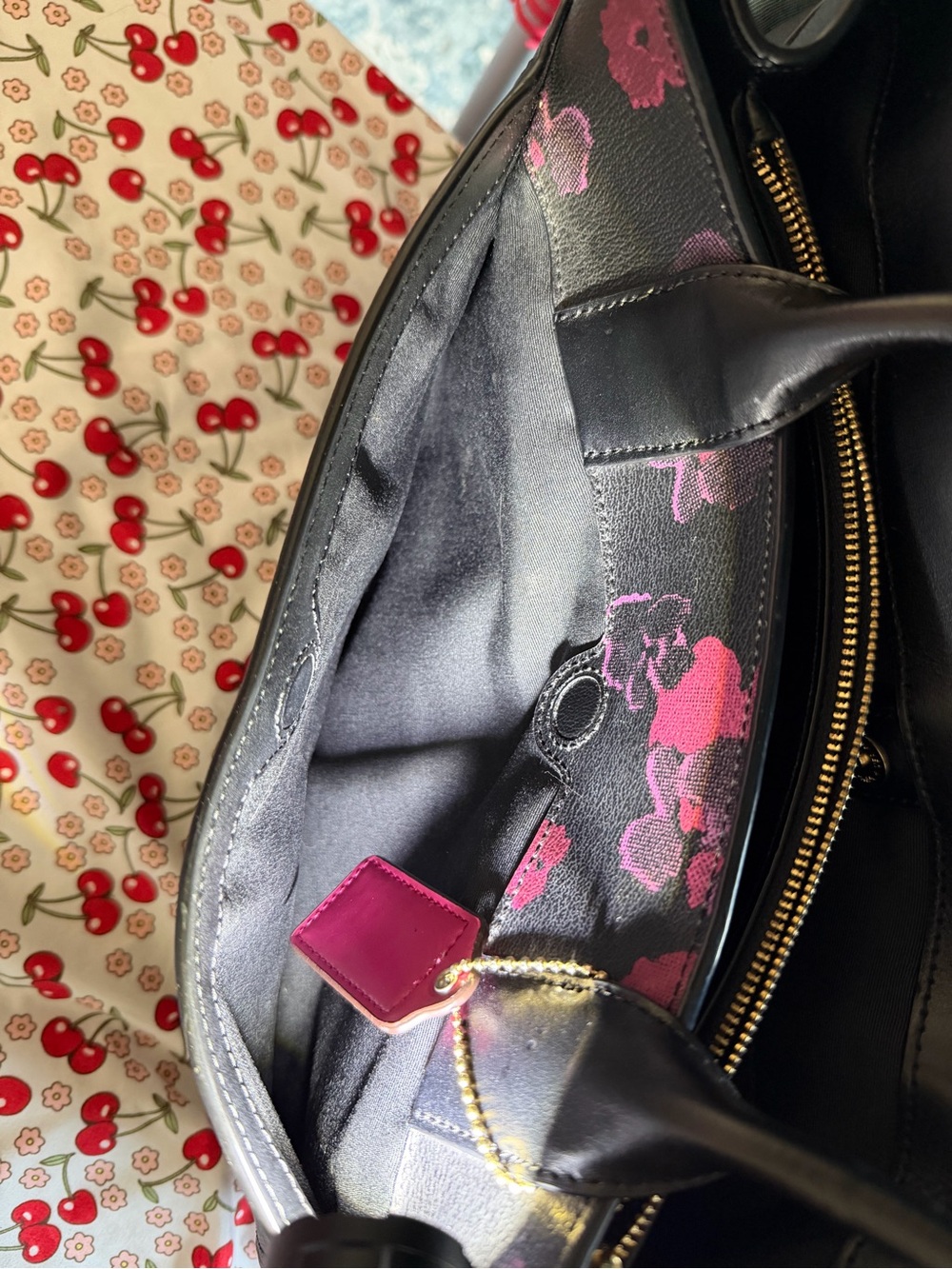 Coach CASEY TOTE Floral Print Black & Pink Tote Bag - Picture 9 of 10